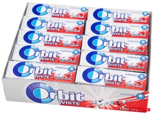 ЖЕВАТЕЛЬНАЯ РЕЗИНКА "ORBIT" БЕЛОСНЕЖНЫЙ ПОДУШЕЧКИ 13,6Г (РИГЛИ)(классический)